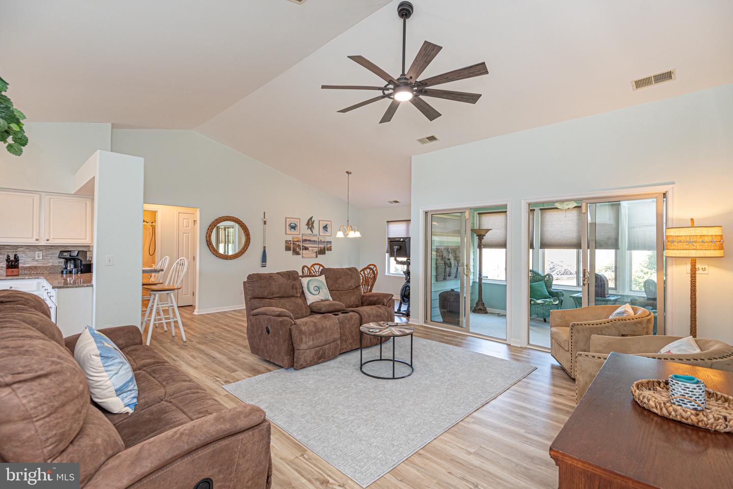 18565 Orton Cir #5 Property Photo 6