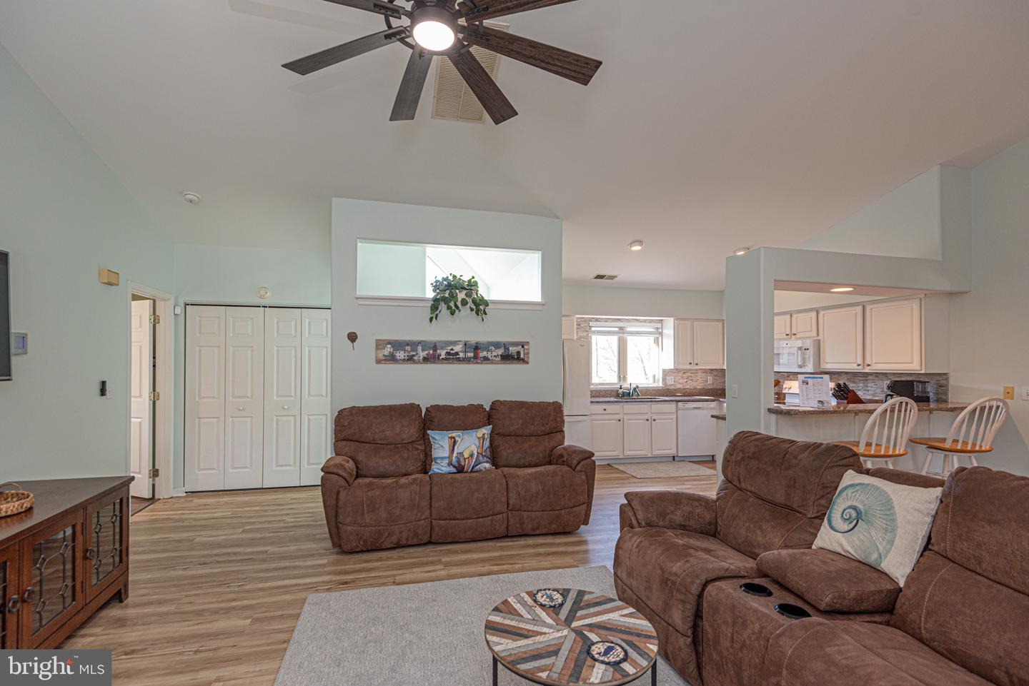 18565 Orton Cir #5 Property Photo 8