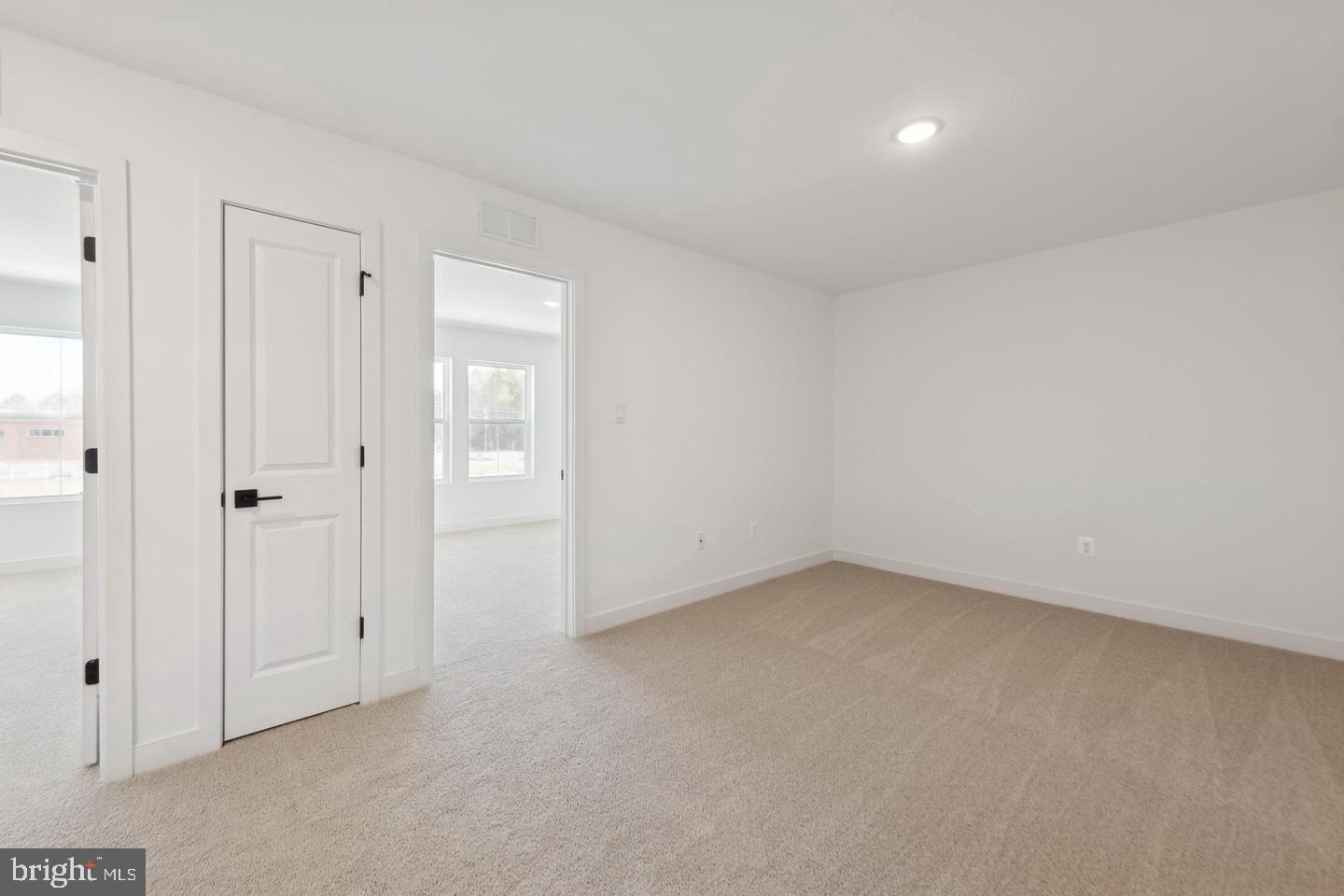 20520 Spyglass Cir Property Photo 17