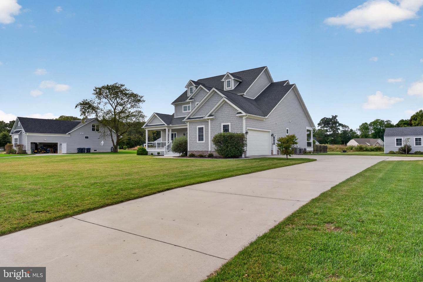 24027 Ingrams Dr Property Photo 4