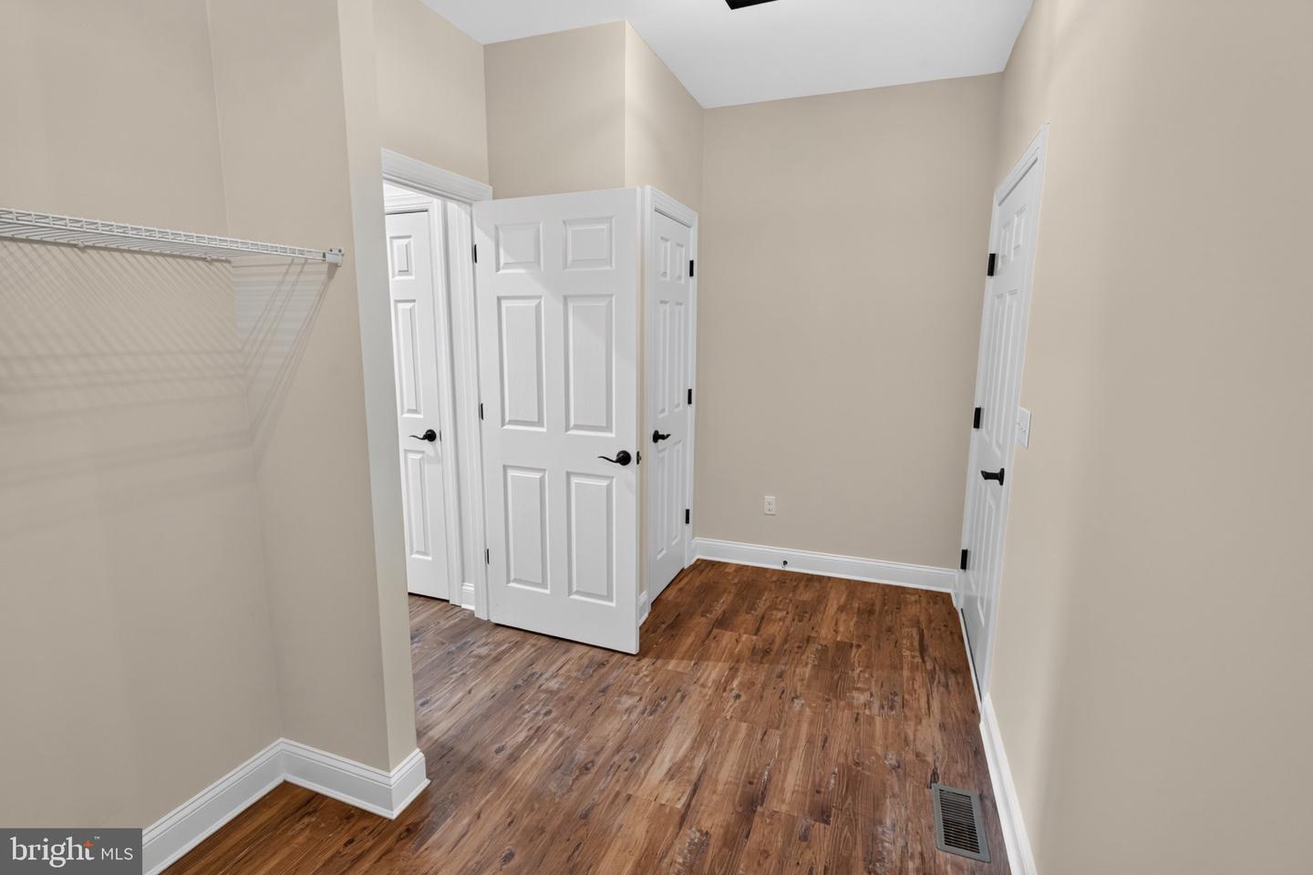 24027 Ingrams Dr Property Photo 38