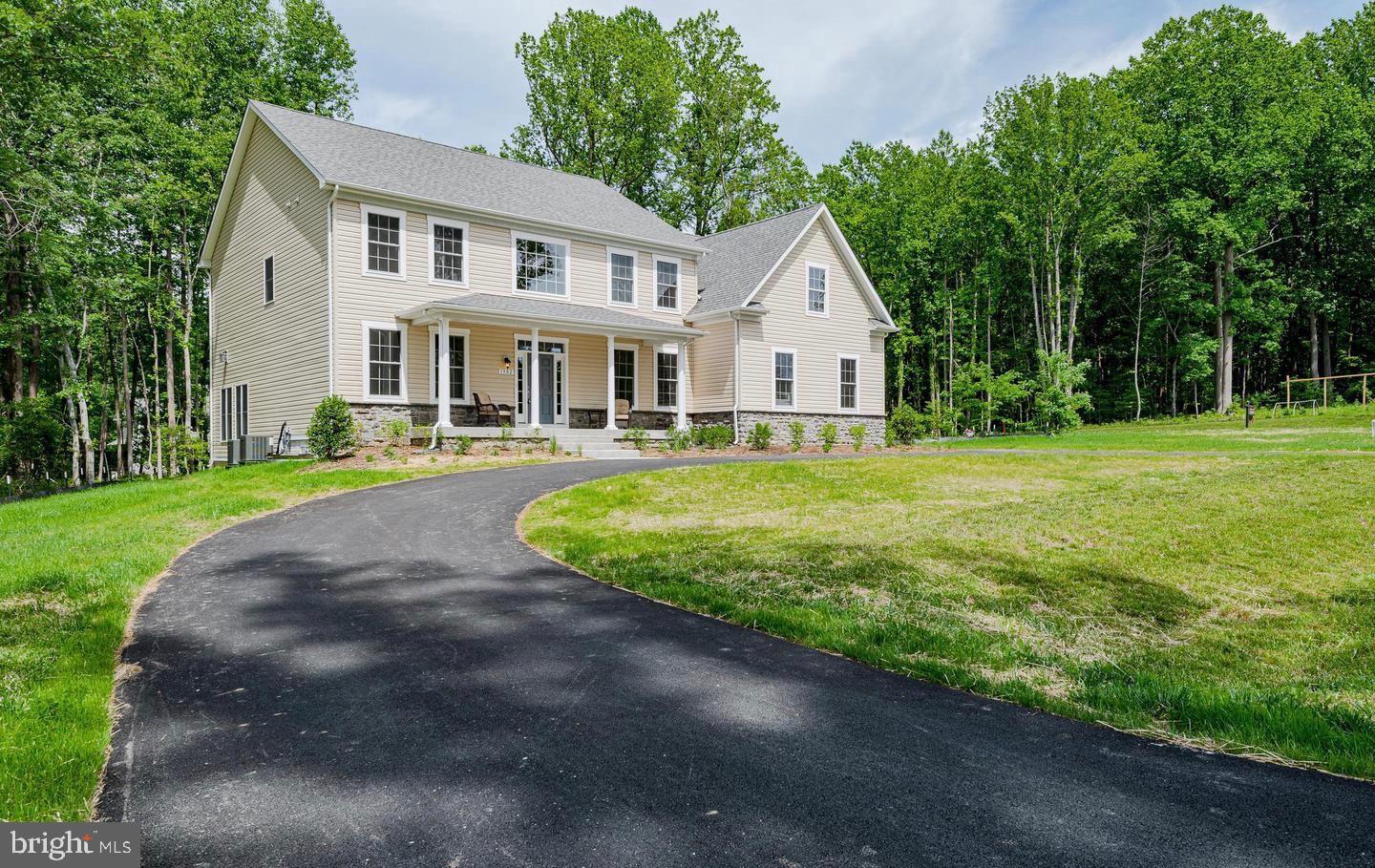 1319 German Driveway Property Photo 1