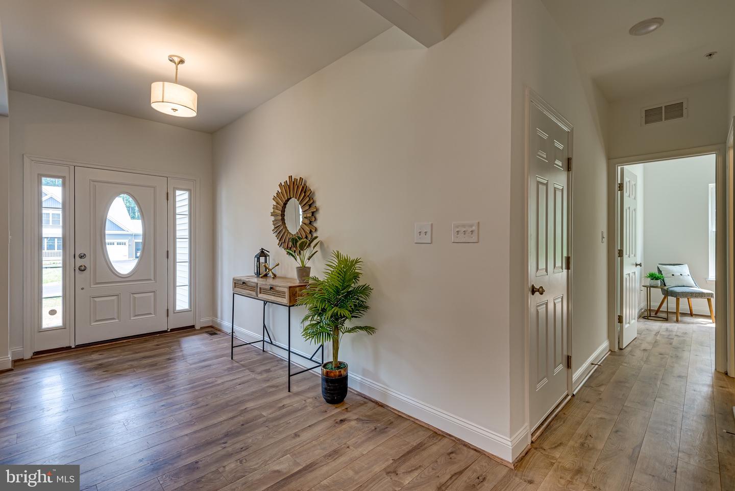6811 Morning Glory Trl Property Photo 4