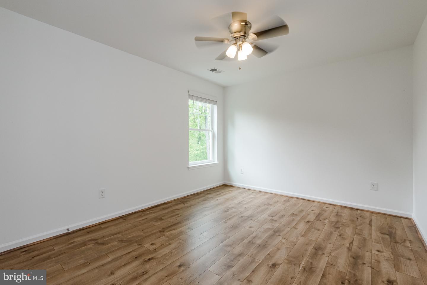 6811 Morning Glory Trl Property Photo 35