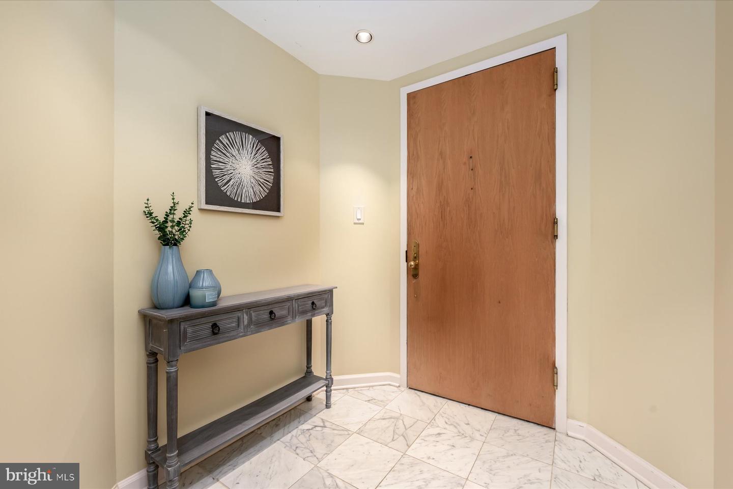 930 Astern Way #405 Property Photo 2