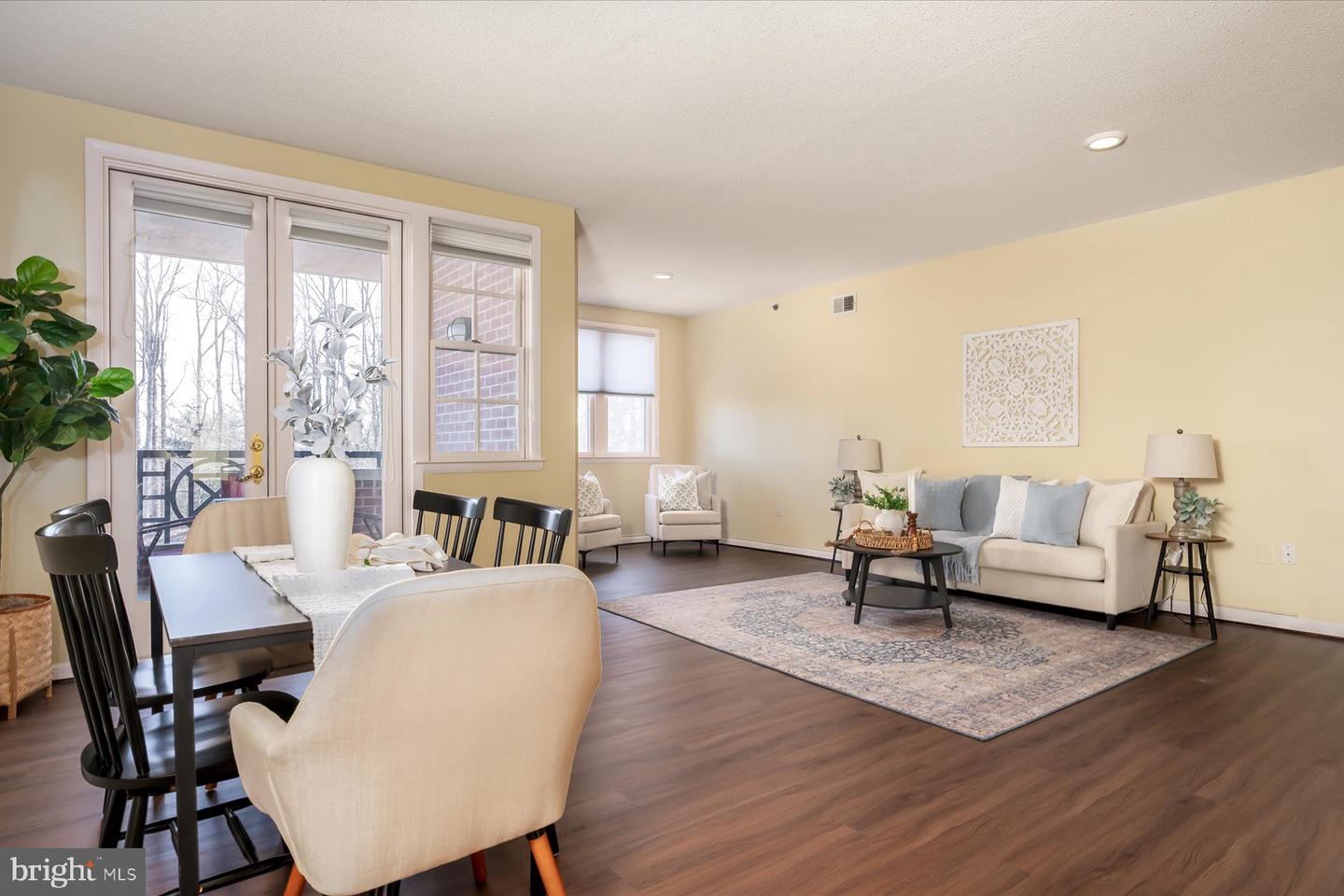 930 Astern Way #405 Property Photo 6