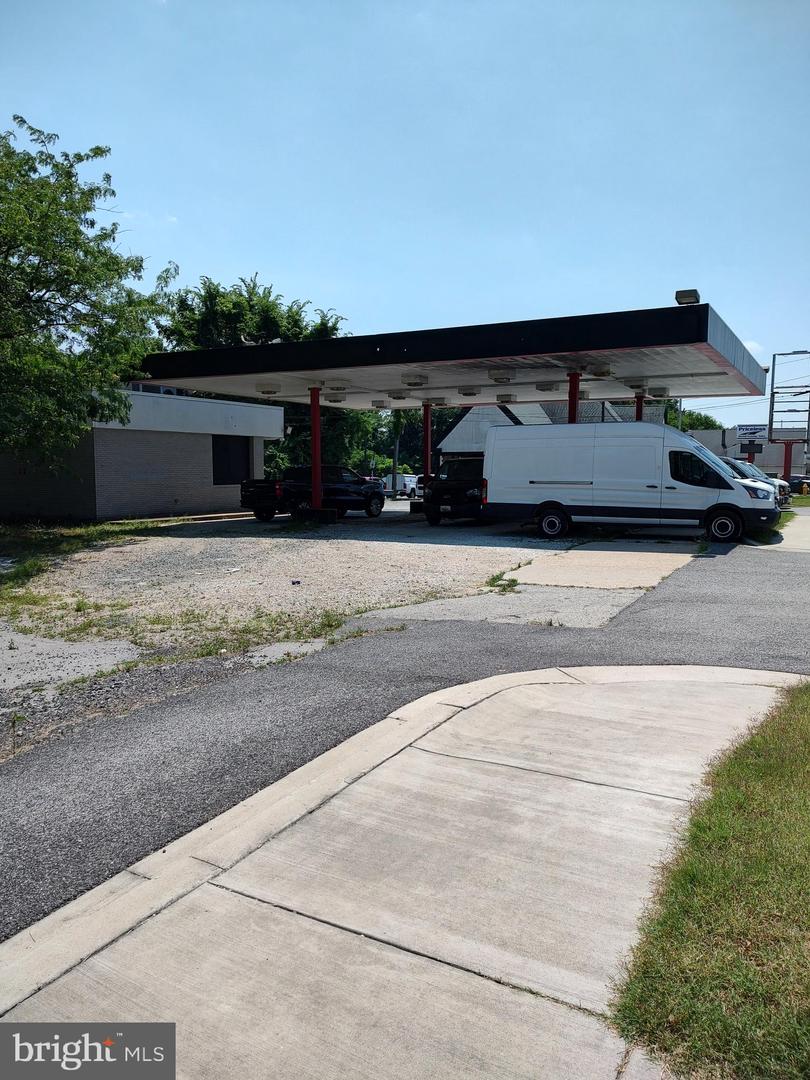 Annapolis Road Property Photo 4