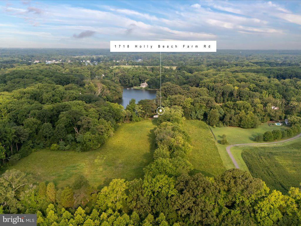 1718 Holly Beach Farm Rd Property Photo 18