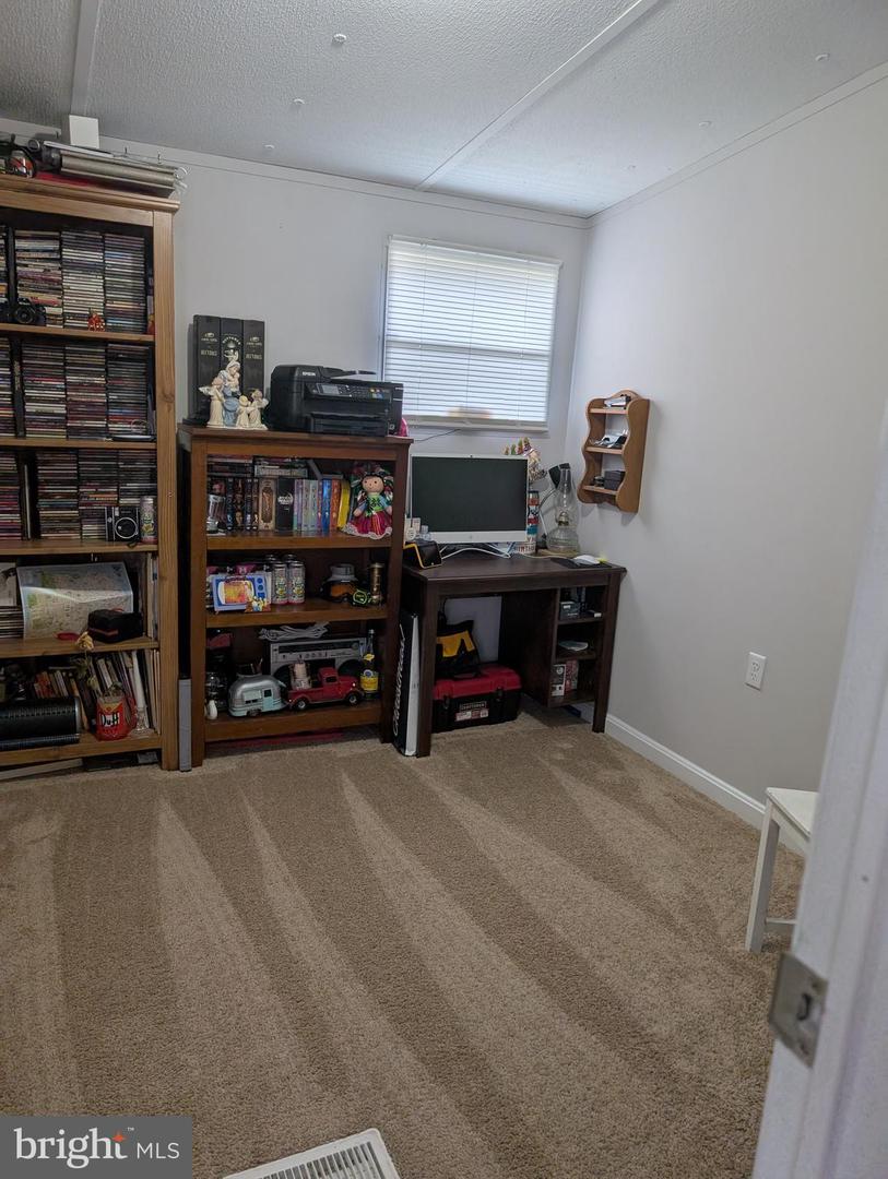 146 Chesapeake Mobile Ct Property Photo 9