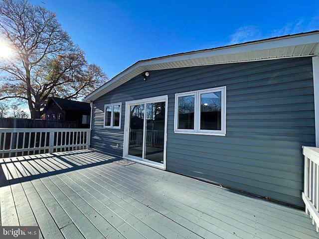 5601 Essex St Property Photo 28