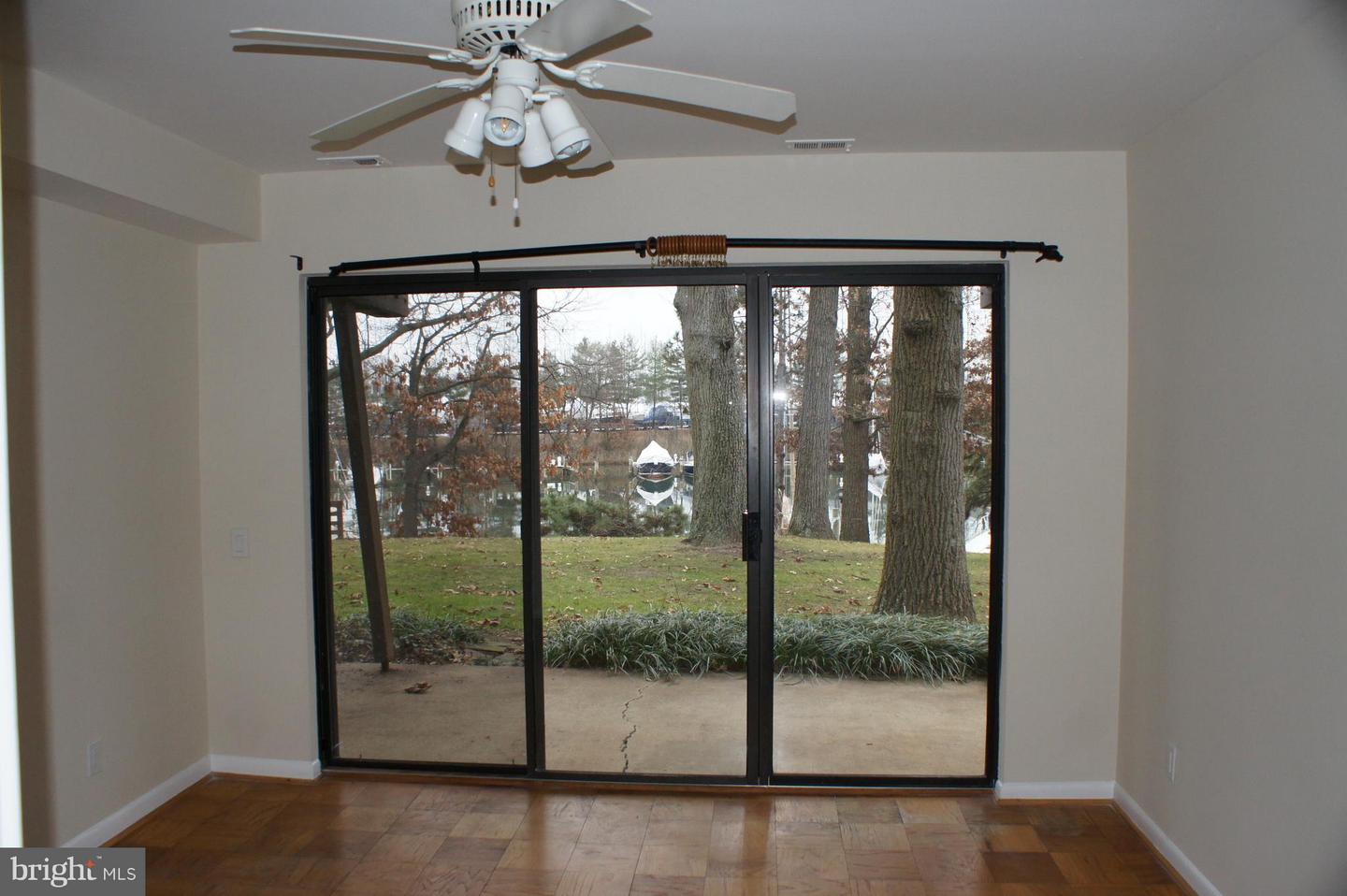 756 Fairview Ave #b Property Photo 12