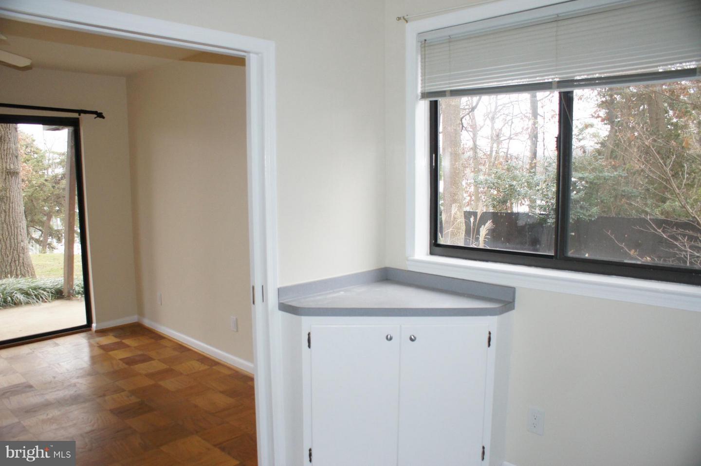 756 Fairview Ave #b Property Photo 22