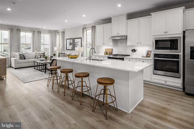 Woodgate Cir #cadence Property Photo 3