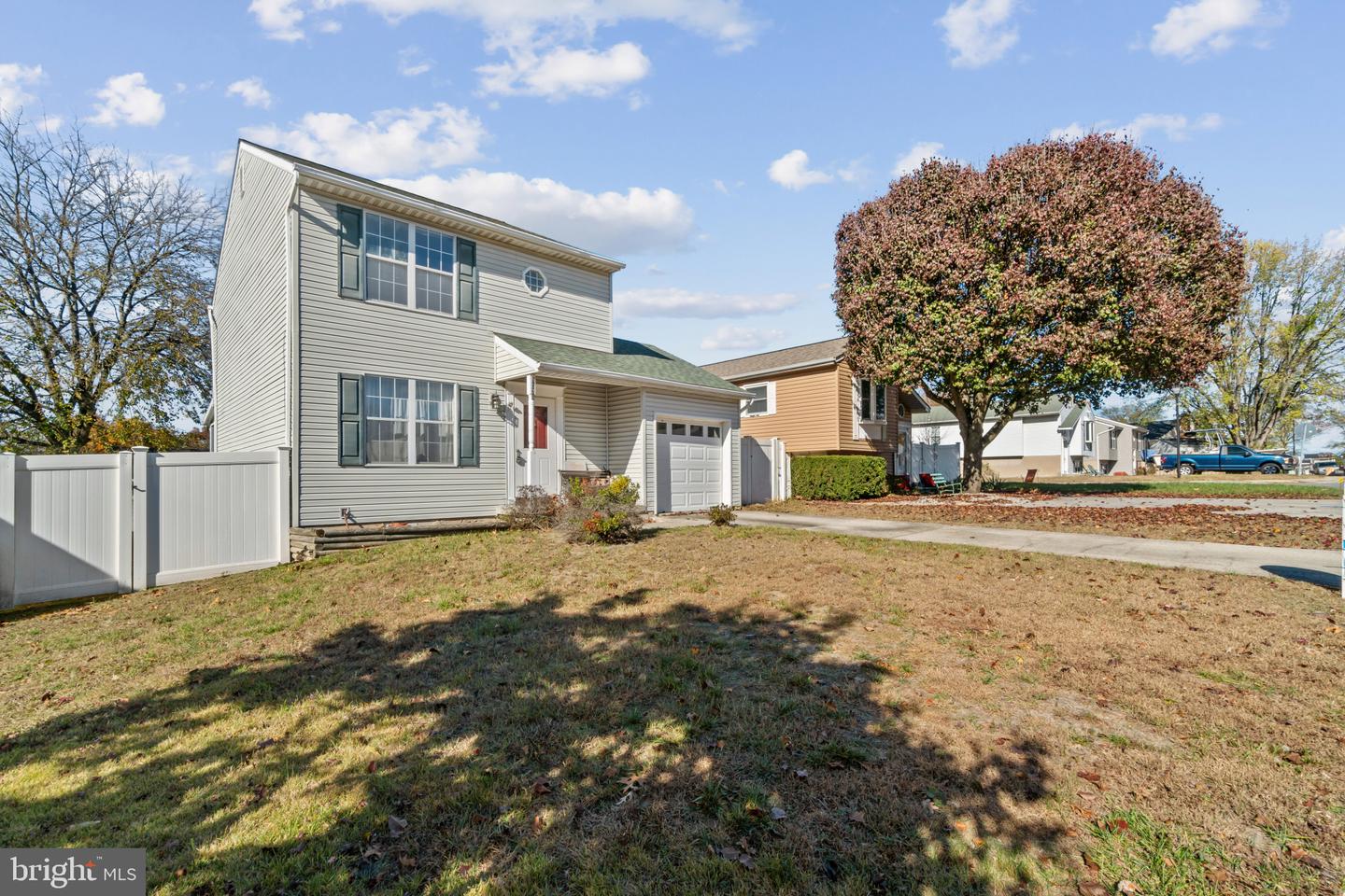8078 Outing Ave Property Photo 4