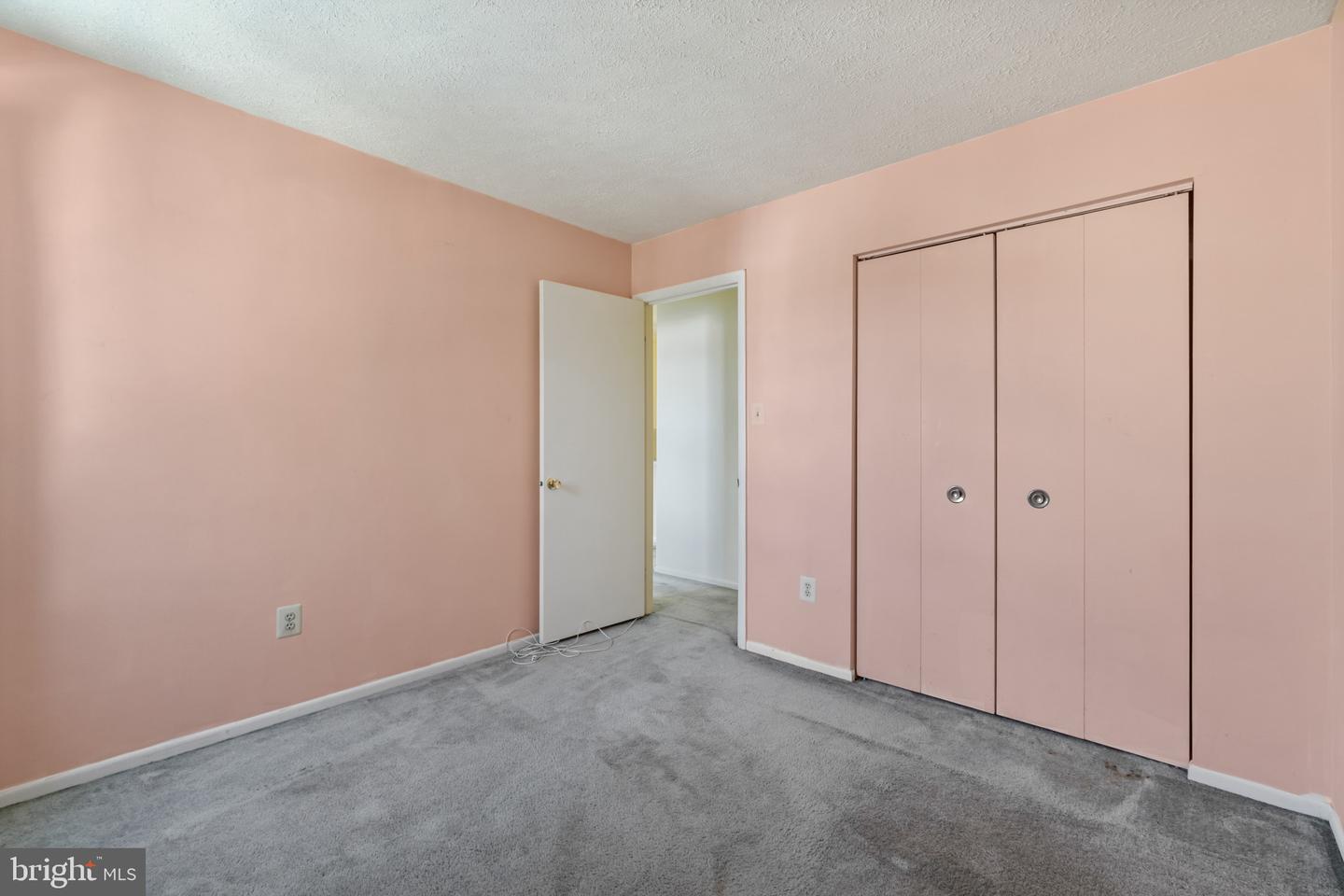 8078 Outing Ave Property Photo 18