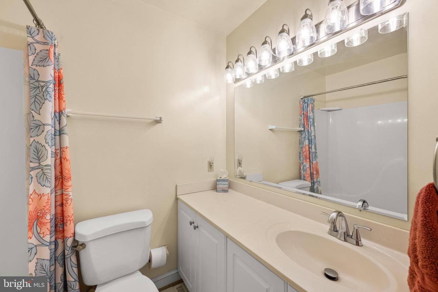 5070 Lerch Dr Property Photo 31