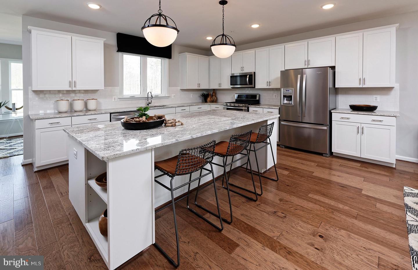 237 Mainstream Dr Property Photo 1