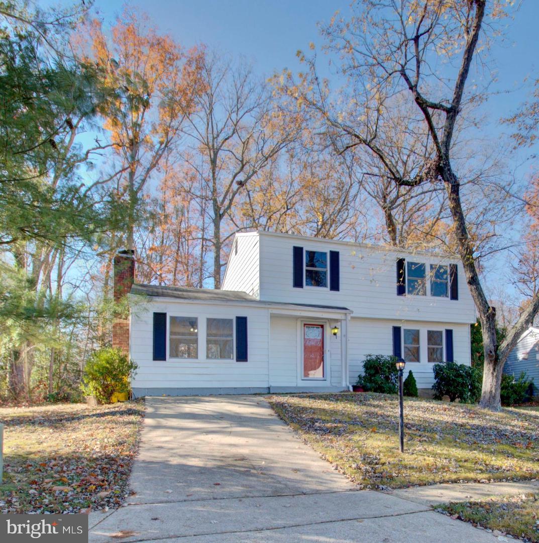818 Macsherry Dr Property Photo 2