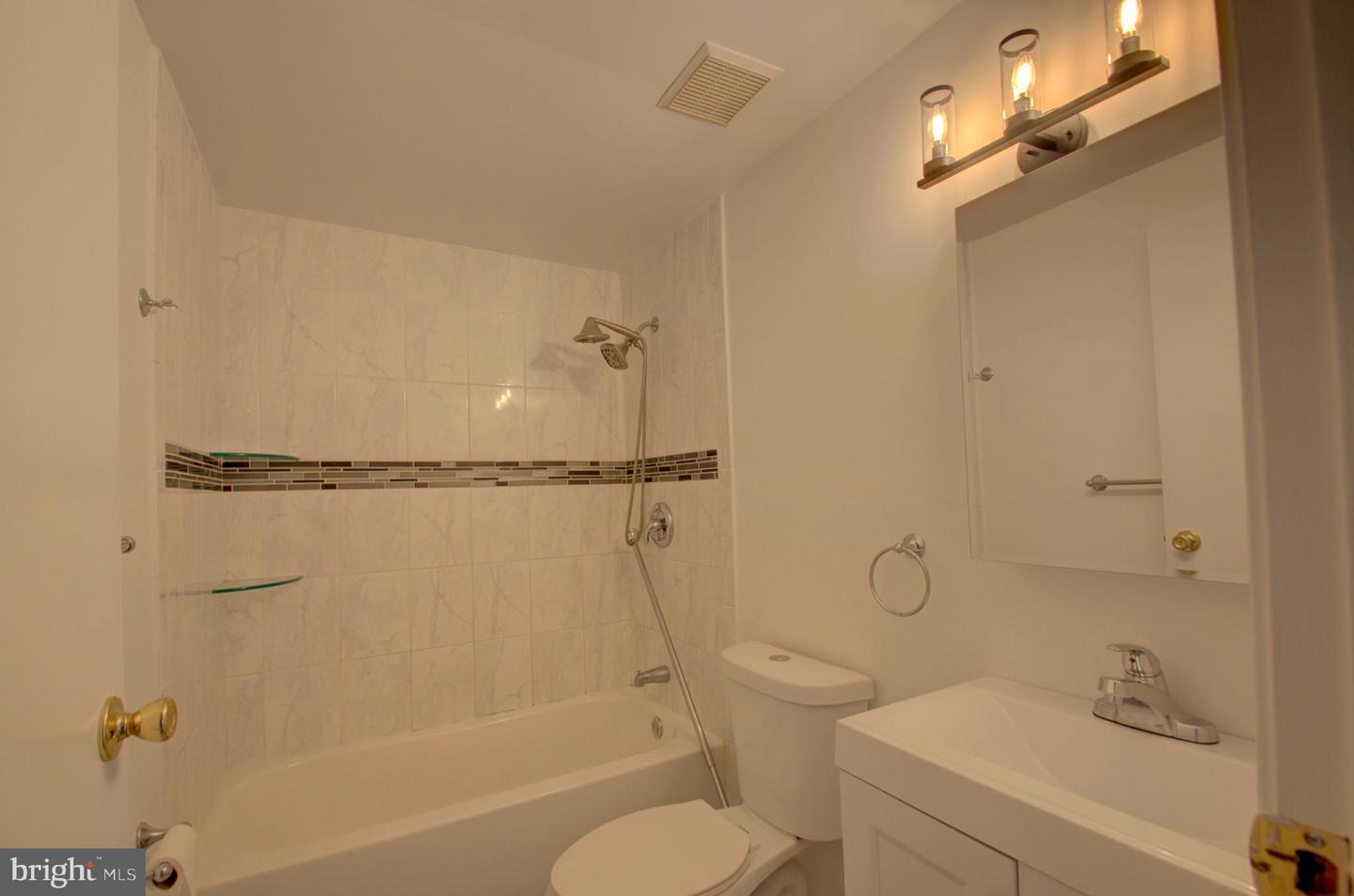 818 Macsherry Dr Property Photo 11