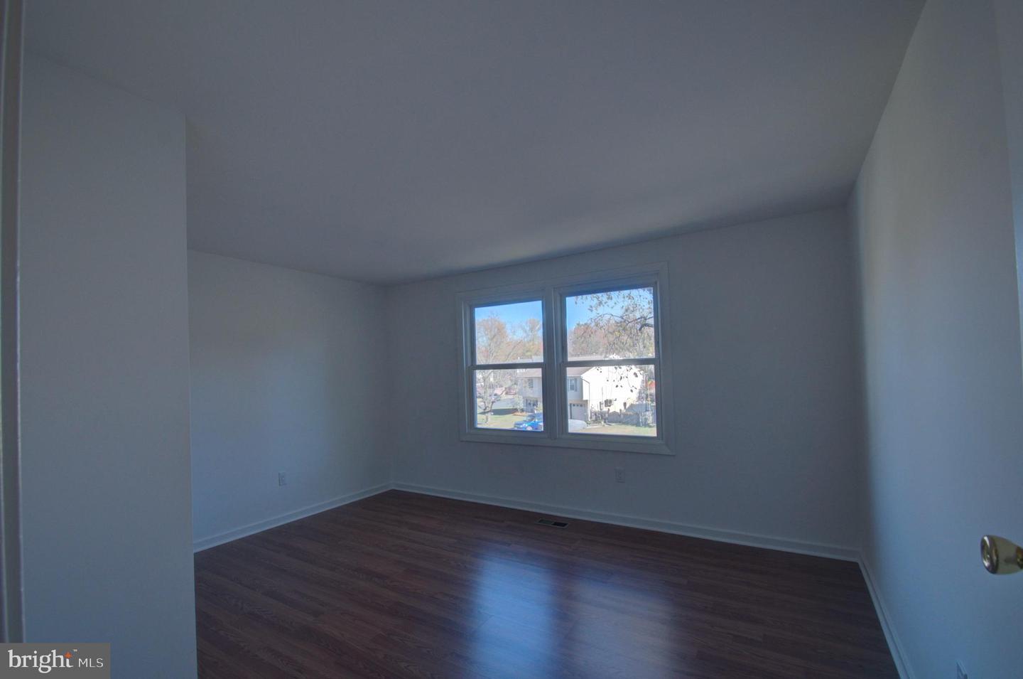 818 Macsherry Dr Property Photo 12