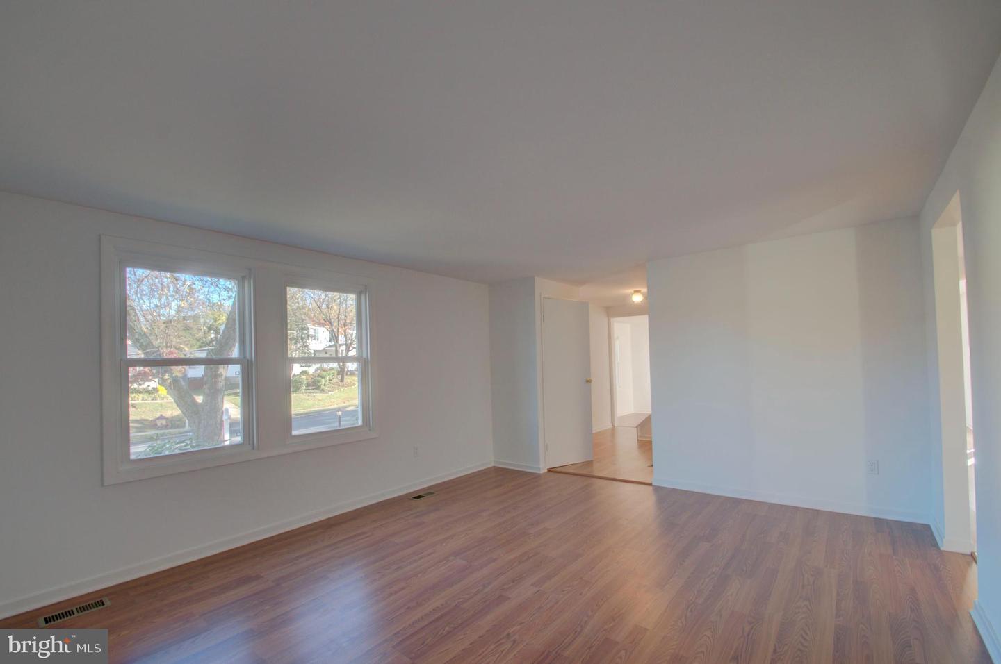 818 Macsherry Dr Property Photo 23