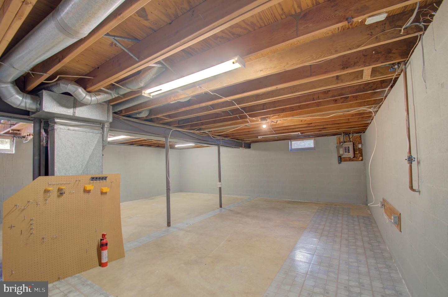 818 Macsherry Dr Property Photo 31
