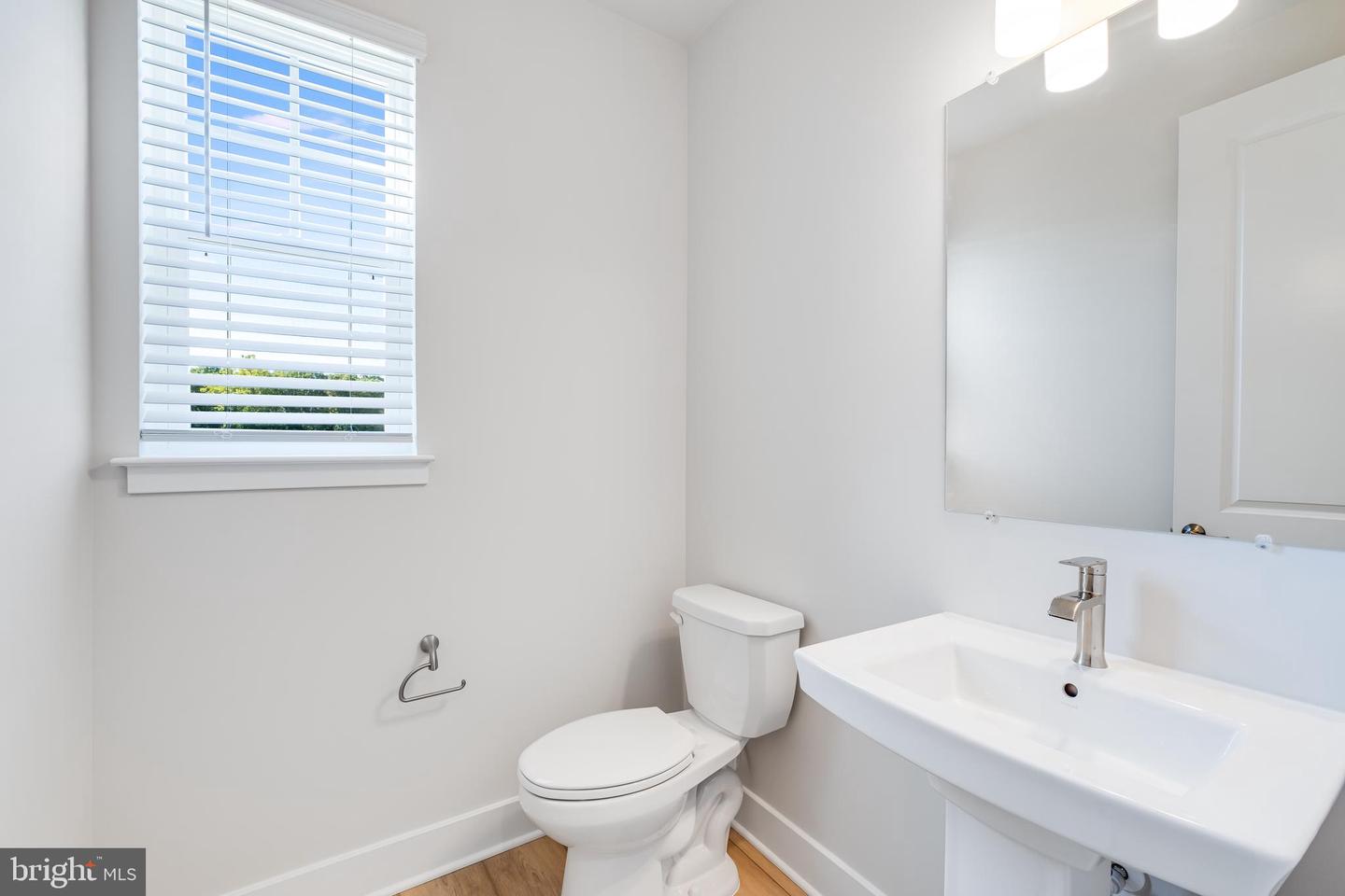 110 Stilly Way Property Photo 7