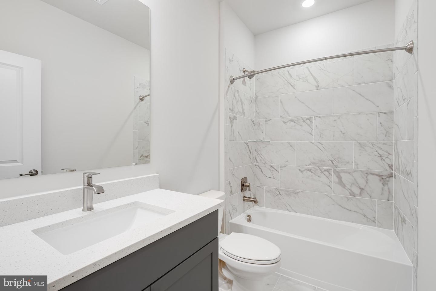 110 Stilly Way Property Photo 35