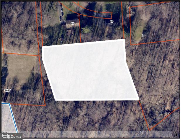 Solomons Island Rd Property Photo