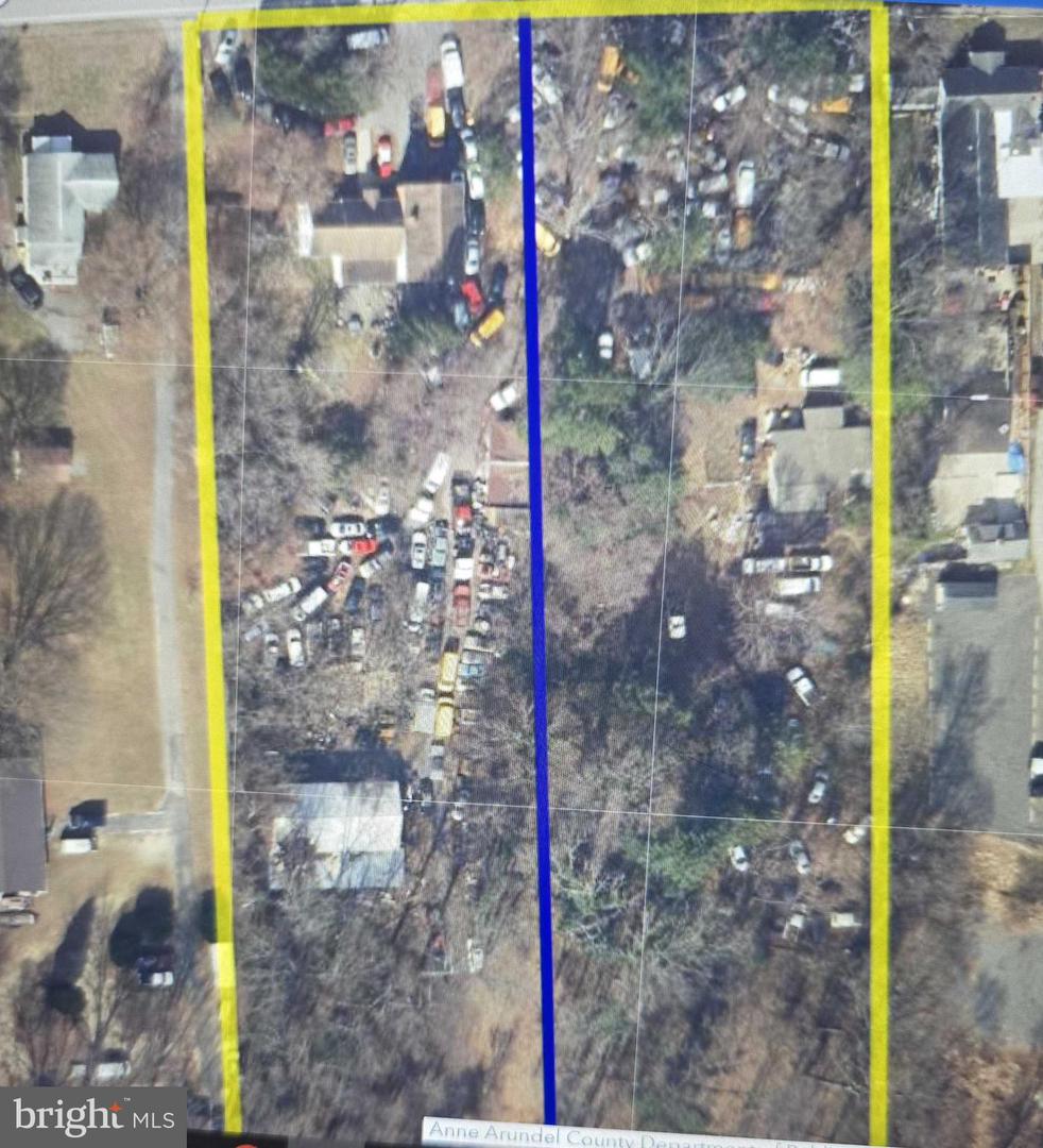 1361 Defense Hwy Property Photo 4