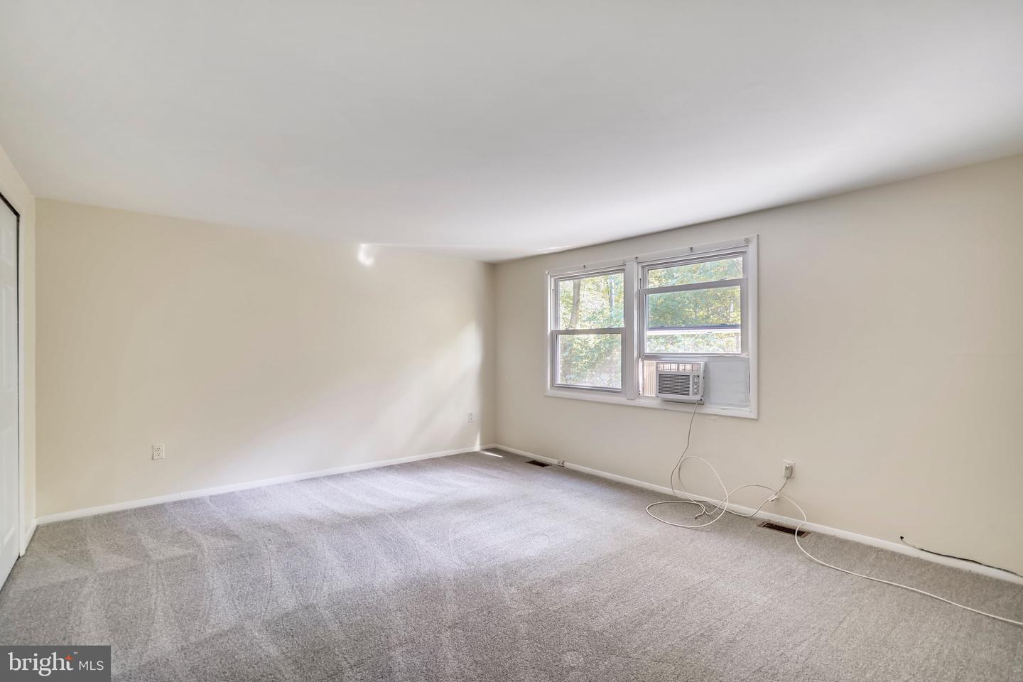 1727 Fernham Ct Property Photo 18