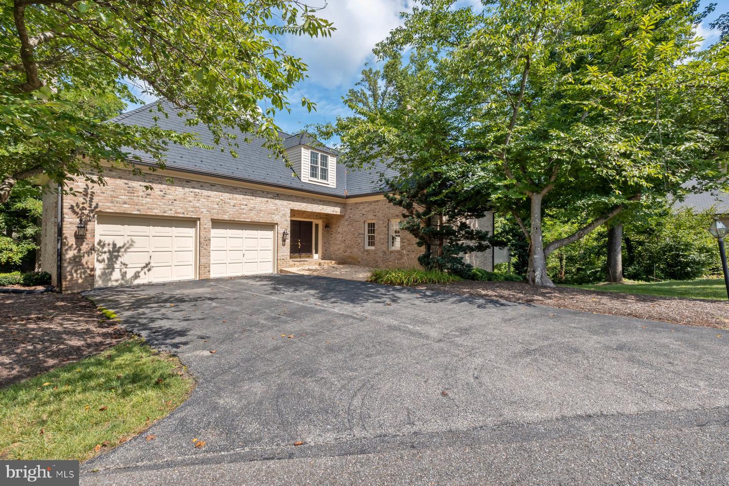 370 S River Landing Rd #370 Property Photo 1