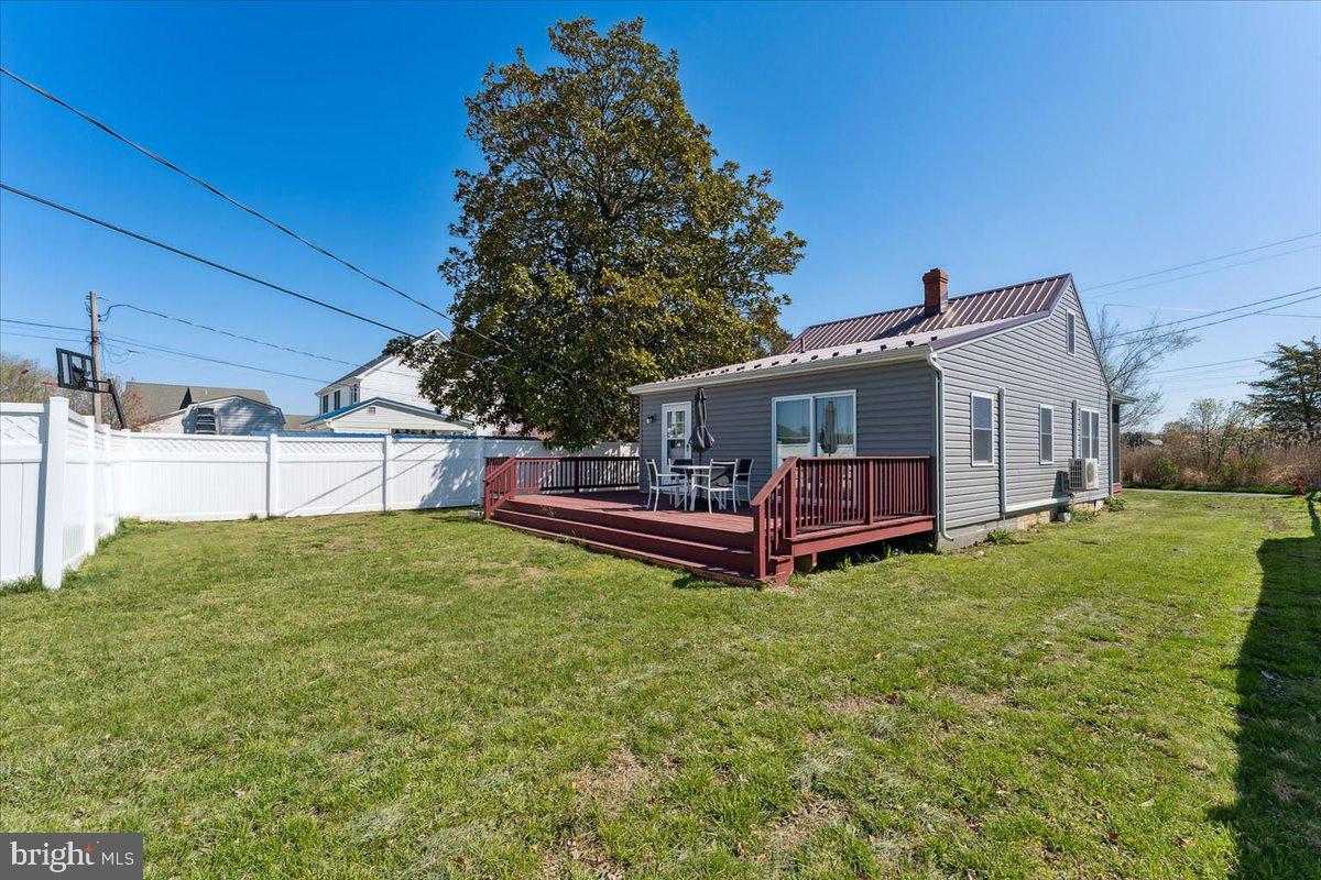 6156 Drum Point Rd Property Photo 5