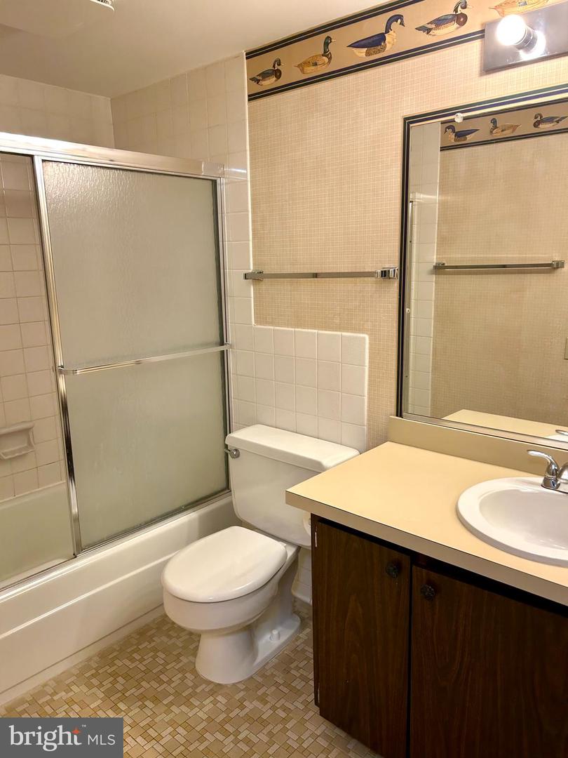 763-c Fairview Ave #763 C Property Photo 11