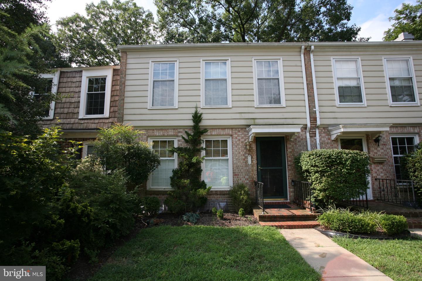 1724 Dana St Property Photo