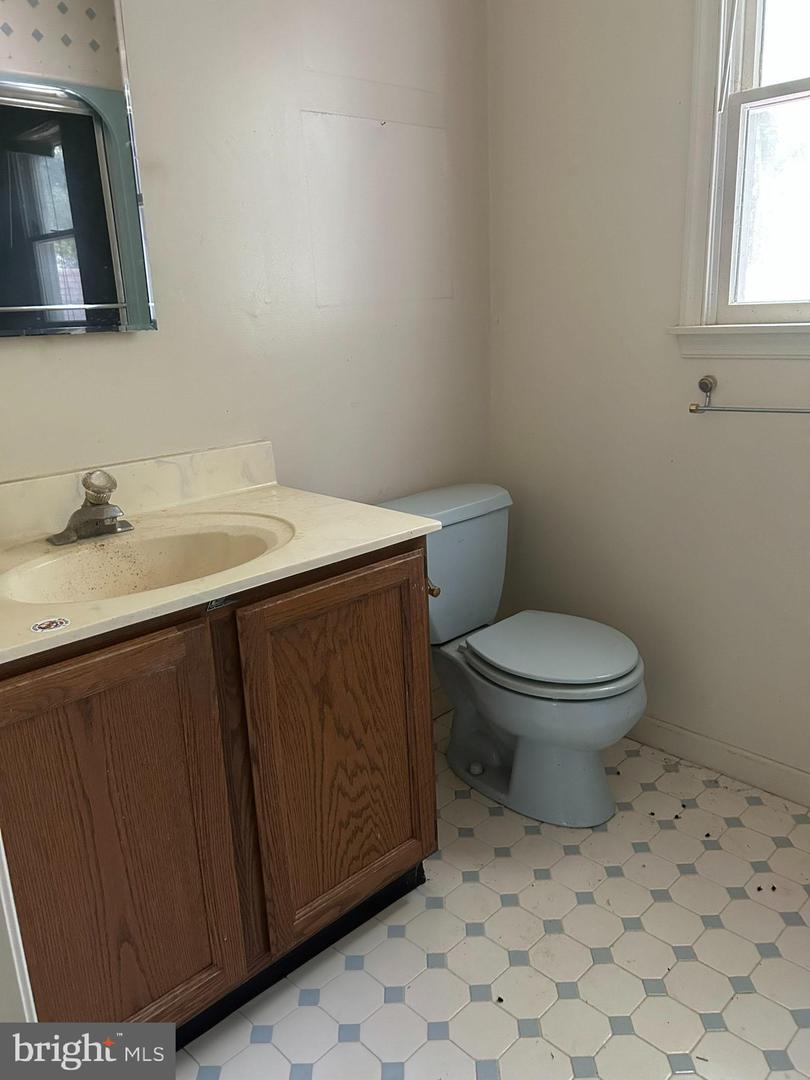 4908 Aspen St Property Photo 9
