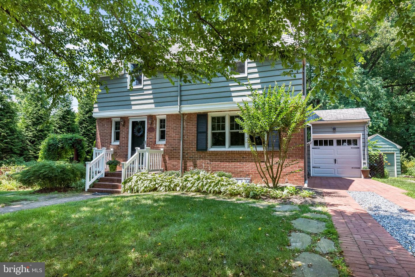 214 S Cherry Grove Ave Property Photo