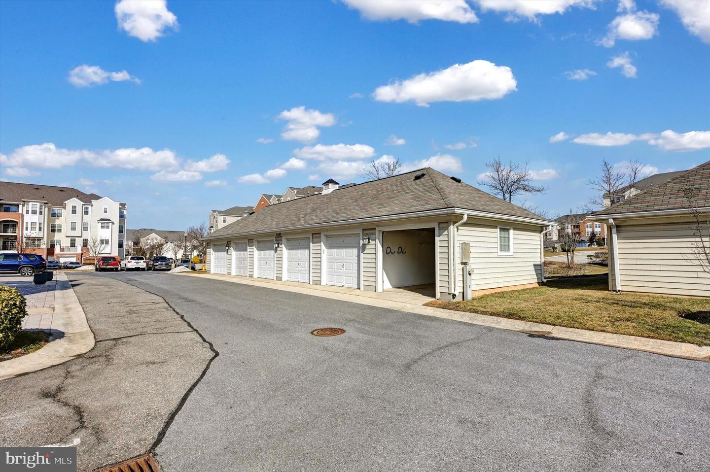 8608 Wandering Fox Trl #203 Property Photo