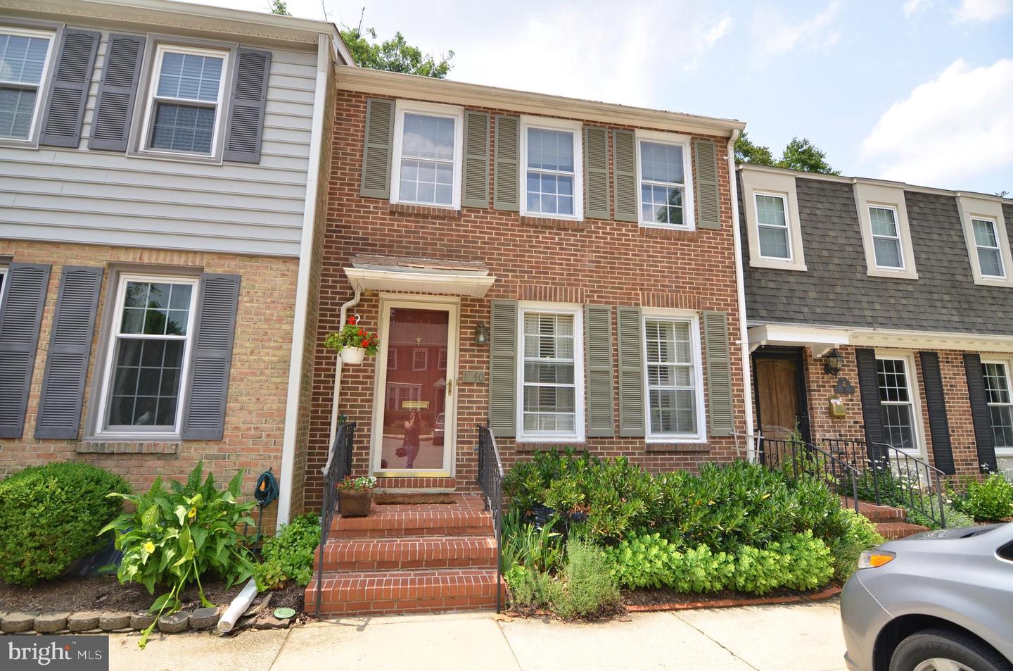 1740 Dryden Way Property Photo