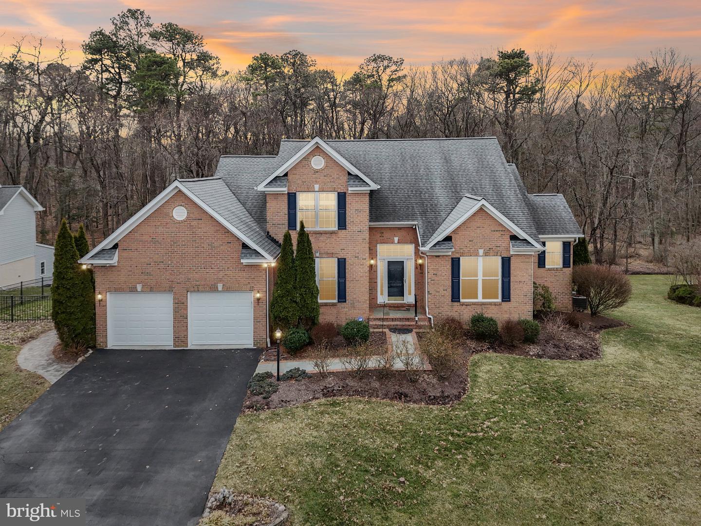 438 University Dr Property Photo