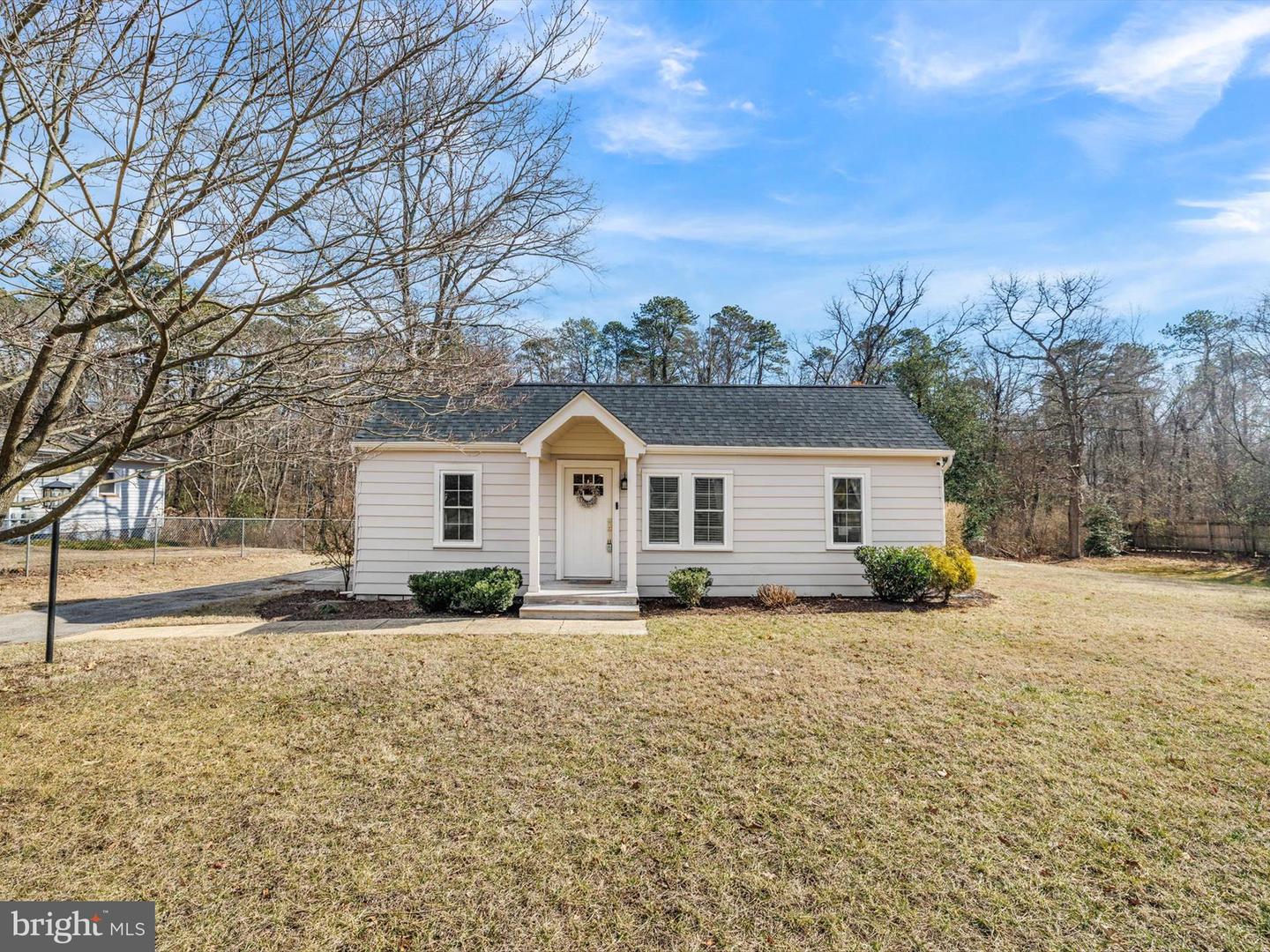 229 Severn Rd Property Photo