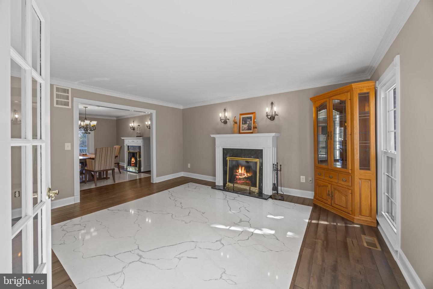 415 Edgewater Rd Property Photo 5