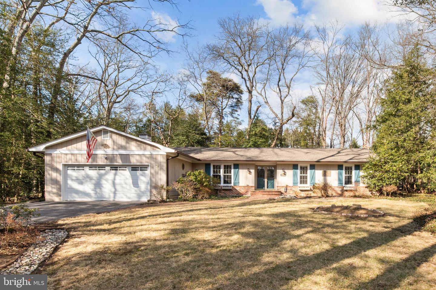 157 Cardamon Dr Property Photo 1