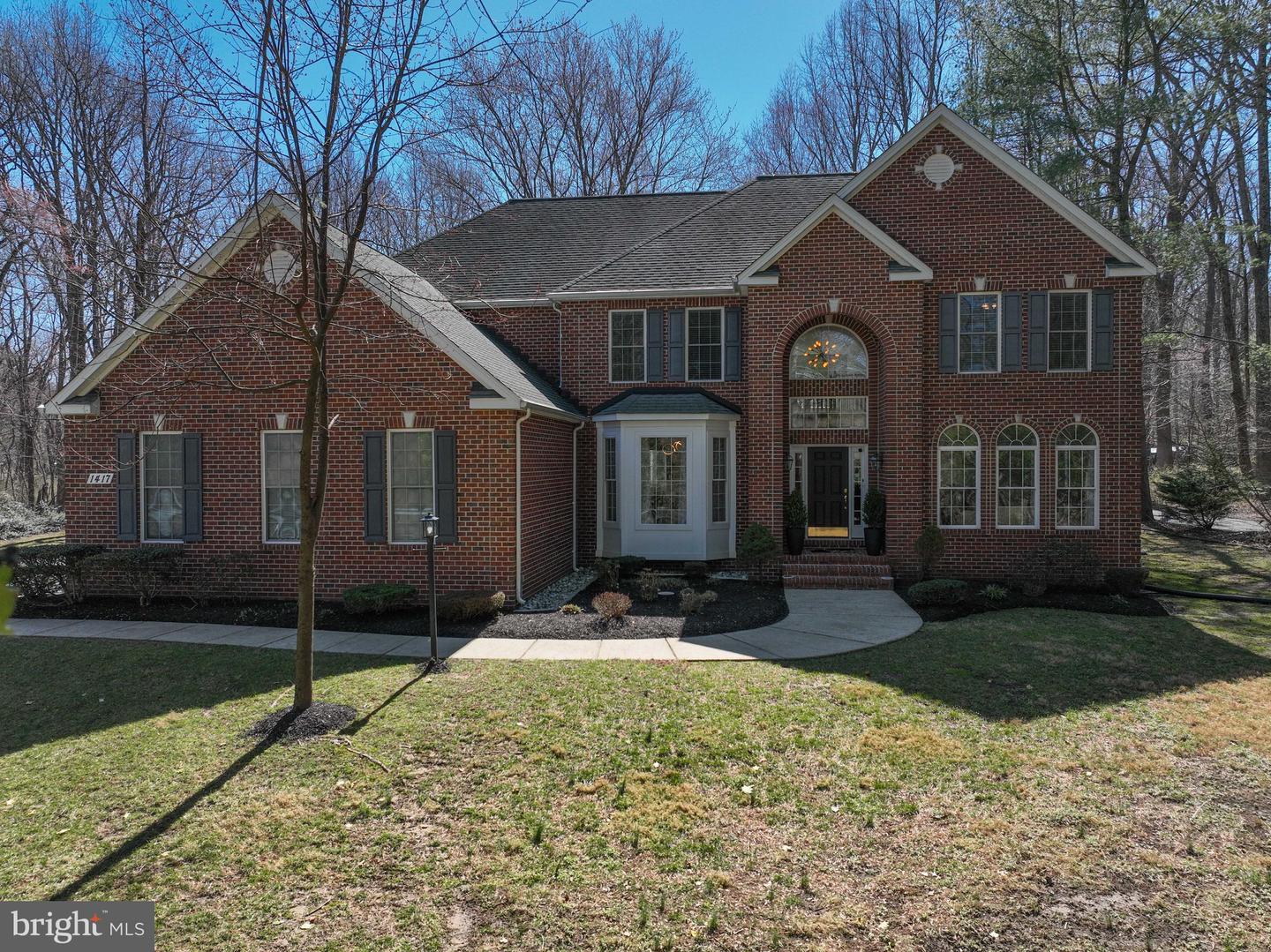 Old Mill Real Estate Listings Main Image