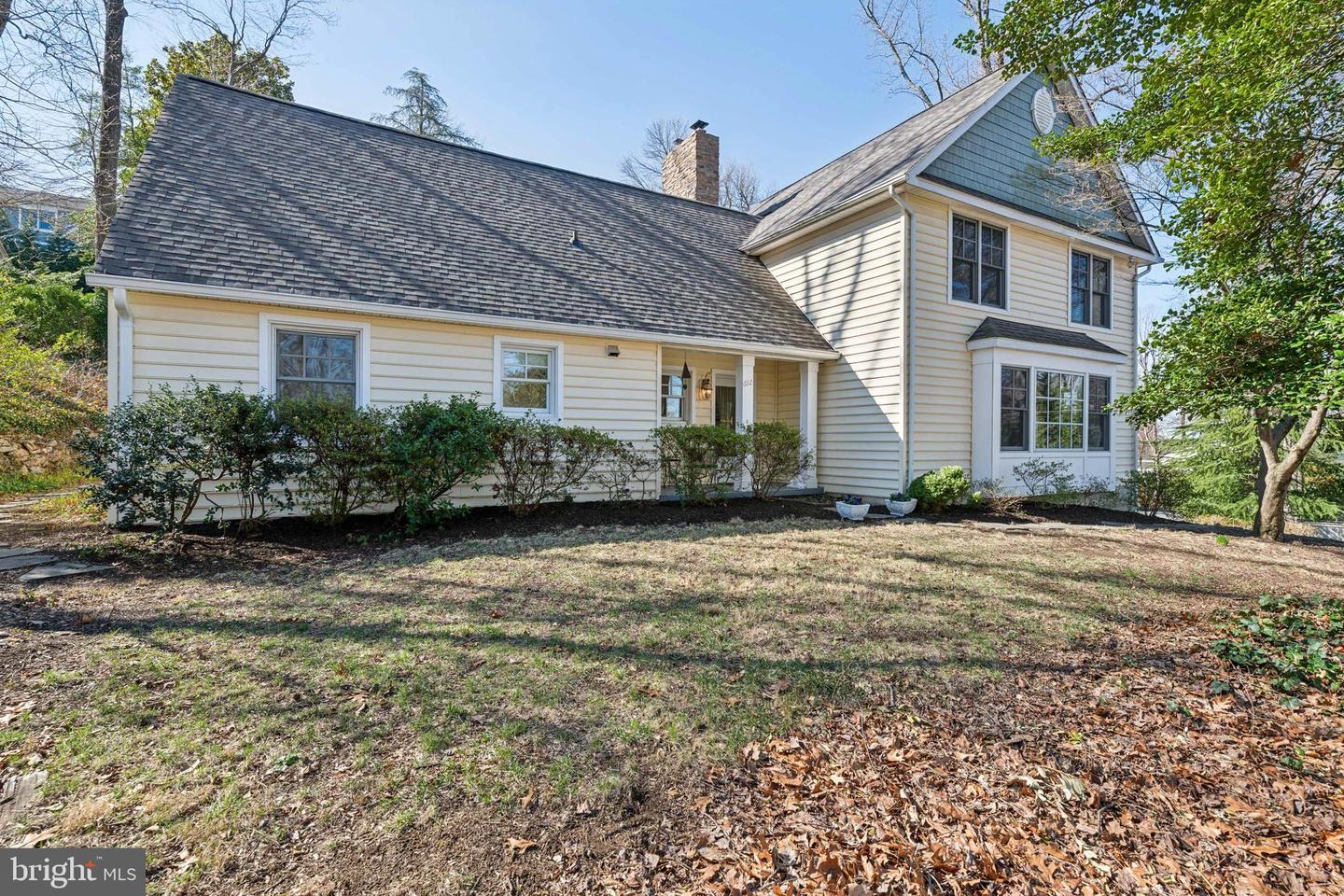612 Old County Rd Property Photo
