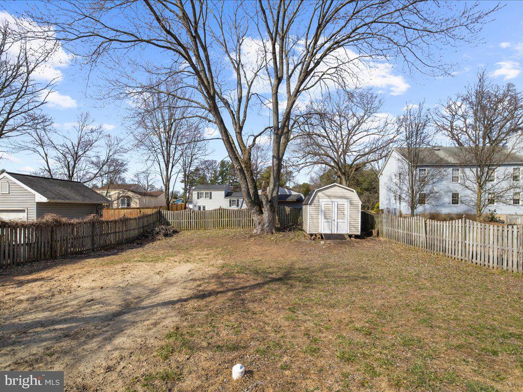 7806 Walnut Tree Rd Property Photo 21