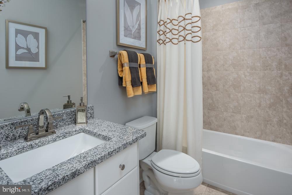 1407 Cranesbill Ln #all Ages Property Photo 17