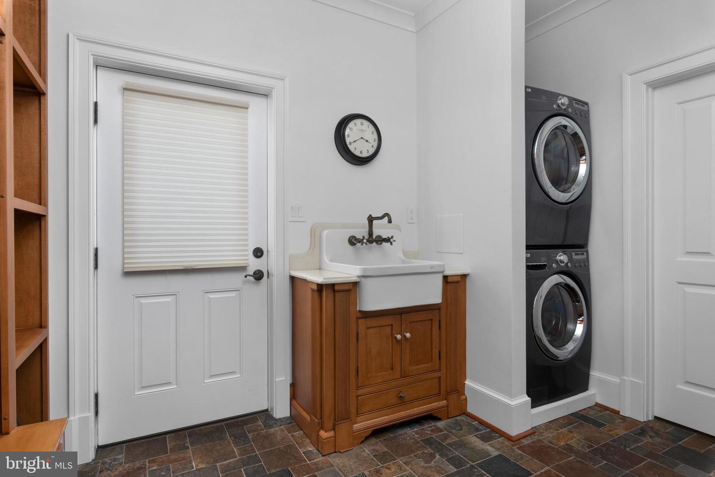 803 Coachway Property Photo 47