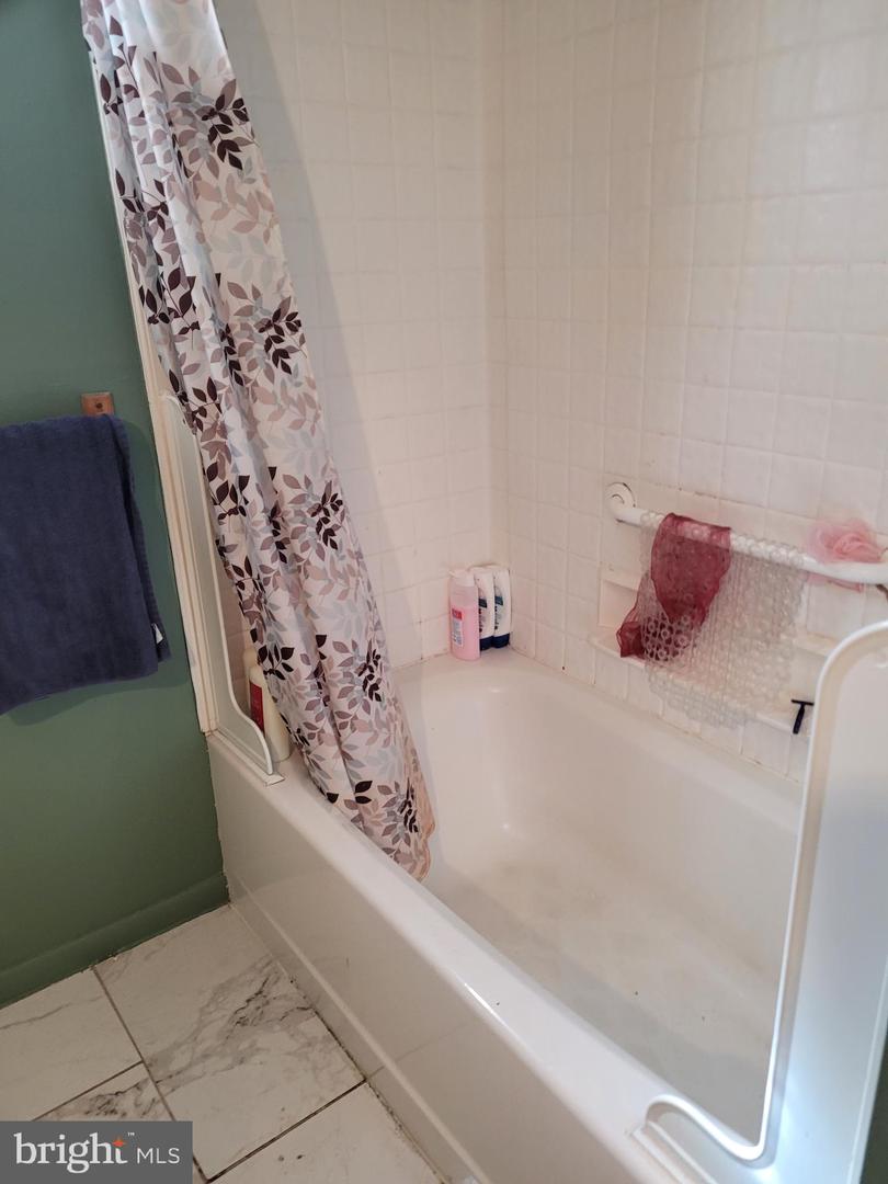 38 Governors Gate Property Photo 23