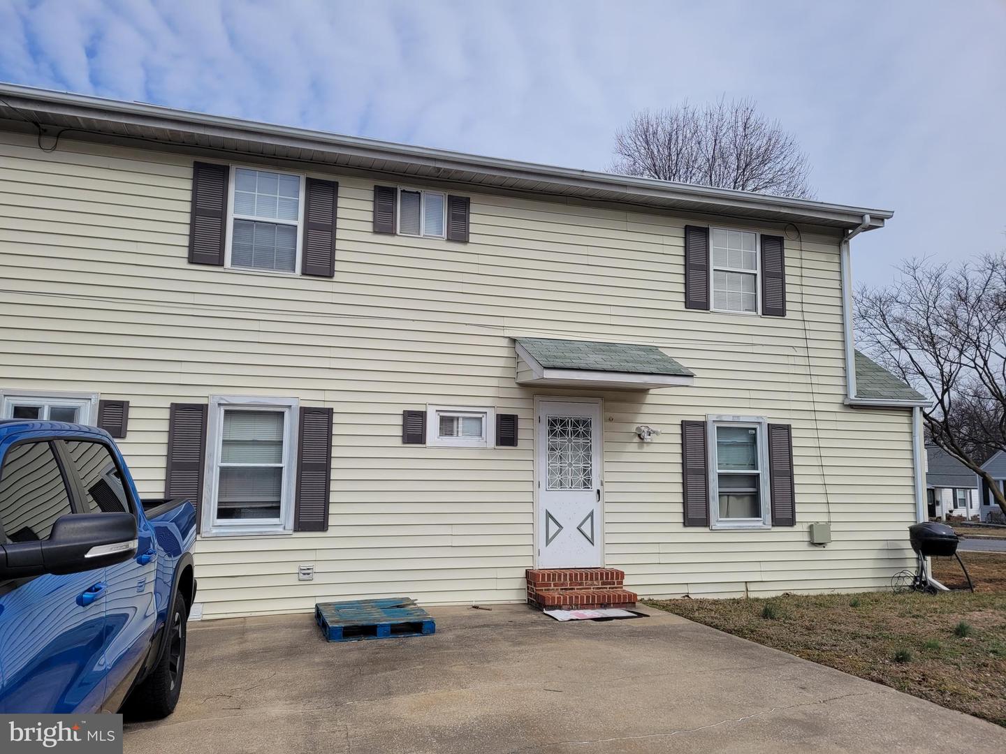 38 Governors Gate Property Photo 27